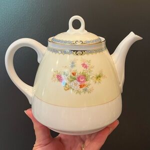 Vintage Noritake Pale Yellow Floral Teapot 3 Cup